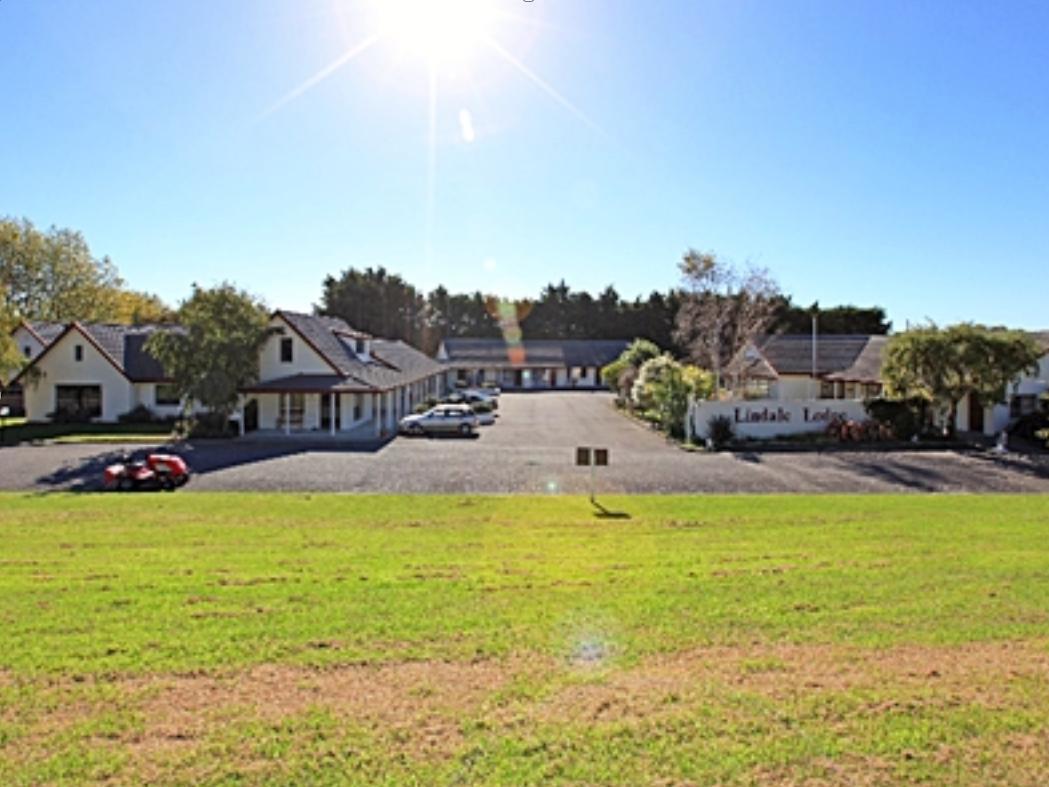 Kapiti Lindale Motel And Conference Centre Paraparaumu Extérieur photo